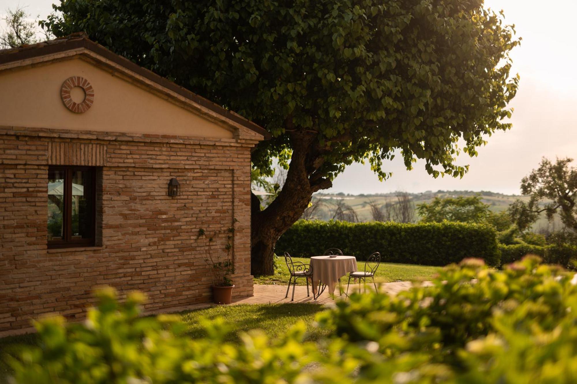 Poggio Antico Apartman Monte San Vito Kültér fotó